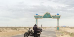 Uralistan - Voyage moto au long cours. Road-trip en Europe et l'Asie centrale en side-car Ural - Kazakhstan